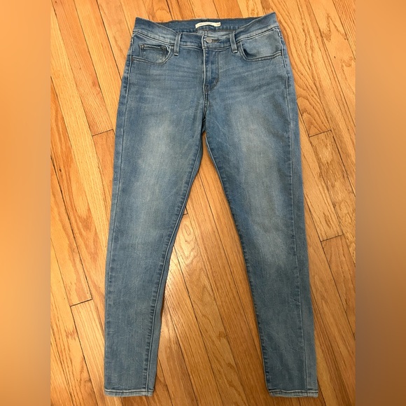Levi’s 710 Midrise Super Skinny - Picture 1 of 5